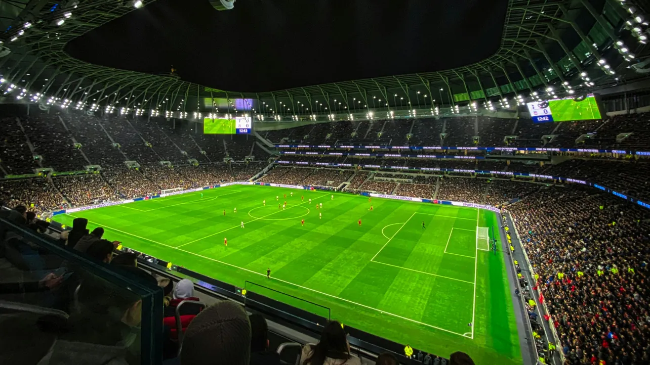 The Evolution of Football – How Competition Changed the Dynamic